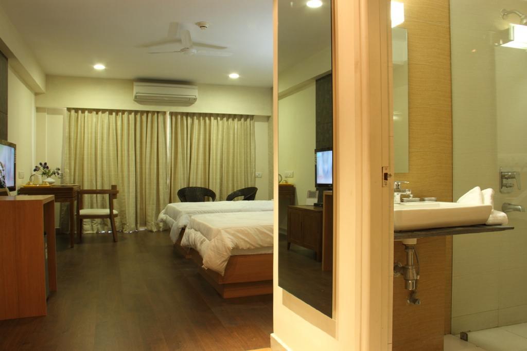 Aparthotel Xanadu Residency Kalkutta Exterior foto